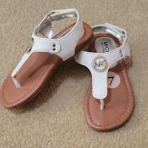 Michael Kors Kids White and Tan Sandals 7 Girls